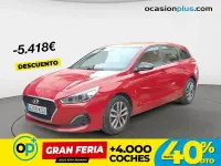 Usado Hyundai i30 GO! 120 CV (88 kW) 2019 Rojo Familiar