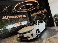 Usado Kia Optima GT-Line 141 CV (103 kW) 2018 Blanco Familiar