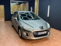 Usado Peugeot 308 Access 120 CV (88 kW) 2012 Beige Berlina