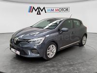 Usado Renault Clio IV Intens 100 CV (73 kW) 2019 Gris / plata Berlina