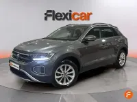 Usado VW T-Roc Advance 110 CV (80 kW) 2022 Gris SUV