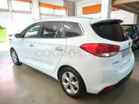 Usado Kia Carens 135 CV (99 kW) 2016 Blanco Monovolumen