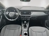Usado Skoda Scala Ambition 95 CV (69 kW) 2022 Azul Utilitario