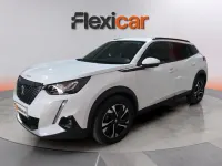 Usado Peugeot 2008 Allure 131 CV (96 kW) 2021 Blanco SUV