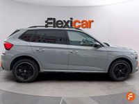 Usado Skoda Kamiq Active 95 CV (69 kW) 2021 Gris SUV