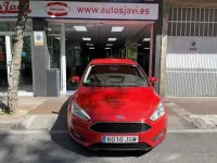 Usado Ford Focus Titanium 125 CV (91 kW) 2015 Rojo Berlina