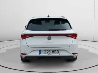 Usado Seat Leon ST Style 116 CV (85 kW) 2022 Blanco Familiar