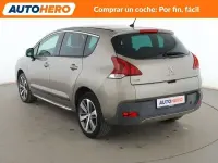 Usado Peugeot 3008 Allure 120 CV (88 kW) 2016 Gris SUV