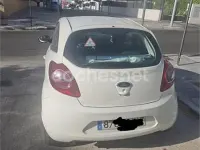 Usado Ford Ka Trend 69 CV (50 kW) 2015 Blanco Berlina