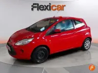 Usado Ford Ka Titanium 69 CV (50 kW) 2015 Rojo Utilitario
