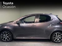Usado Toyota Yaris Hybrid Plus 116 CV (85 kW) 2021 Gris / plata Berlina