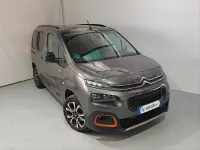 Usado Citroën Berlingo Shine 130 CV (95 kW) 2023 Negro Monovolumen