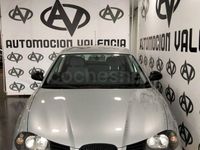 Usado Seat Ibiza 75 CV (55 kW) 2003 Gris / plata Berlina