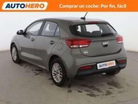 Usado Kia Rio 101 CV (74 kW) 2022 Gris Berlina