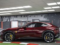 Usado Ferrari Purosangue 725 CV (533 kW) 2025 Rojo SUV