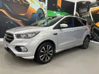 Usado Ford Kuga ST-Line 150 CV (110 kW) 2019 Gris / plata SUV