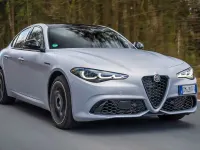 Usado Alfa Romeo Giulia Sprint 160 CV (117 kW) 2024 Blanco Berlina