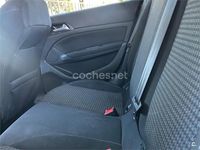 Usado Peugeot 308 Allure 110 CV (80 kW) 2017 Azul Berlina