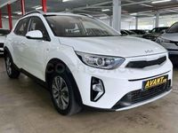 Usado Kia Stonic 100 CV (73 kW) 2022 Blanco SUV