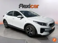 Usado Kia XCeed 120 CV (88 kW) 2022 Blanco SUV