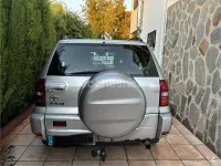 Usado Toyota RAV4 Executive 116 CV (85 kW) 2005 Gris / plata SUV