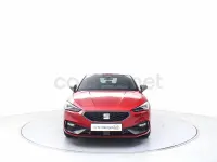 Usado Seat Leon FR 116 CV (85 kW) 2026 Rojo Berlina