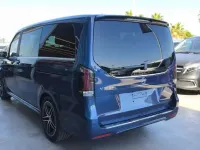 Nuevo Mercedes V300 Avantgarde 239 CV (175 kW) 2026 Azul Monovolumen