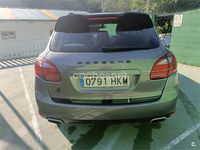 Usado Porsche Cayenne 240 CV (176 kW) 2012 Gris / plata SUV