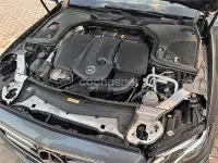 Usado Mercedes E300 306 CV (225 kW) 2020 Gris / plata Familiar