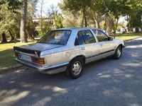 Usado Opel Rekord S 100 CV (73 kW) 1986 Gris / plata Berlina