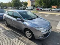 Usado Renault Mégane Authentique 100 CV (73 kW) 2011 Gris / plata Berlina
