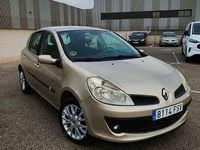 Usado Renault Clio II Authentique 68 CV (50 kW) 2007 Beige Utilitario