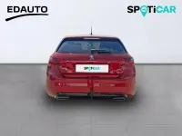 Usado Peugeot 308 GT 130 CV (95 kW) 2021 Rojo Berlina