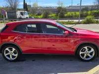 Usado Mercedes GLA220 177 CV (130 kW) 2018 Rojo SUV