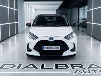 Usado Toyota Yaris Hybrid Active 116 CV (85 kW) 2022 Blanco Utilitario