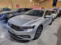 Usado VW Passat Executive 120 CV (88 kW) 2020 Gris / plata Berlina