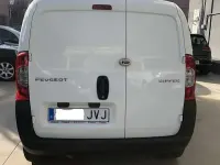 Usado Peugeot TePee Style 75 CV (55 kW) 2016 Blanco Van