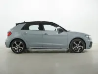 Usado Audi A1 Sportback 110 CV (80 kW) 2022 Gris / plata Utilitario
