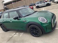 Usado Mini Cooper 137 CV (100 kW) 2023 Verde Utilitario