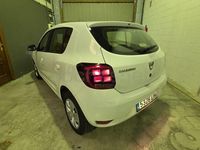 Usado Dacia Sandero Comfort 95 CV (69 kW) 2020 Blanco Berlina