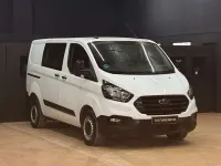 Usado Ford 300 Trend 125 CV (91 kW) 2019 Blanco Familiar