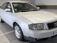 Usado Audi A6 170 CV (125 kW) 2002 Gris / plata Berlina