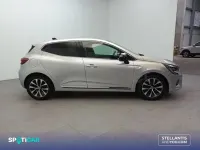 Usado Renault Clio V Techno 90 CV (66 kW) 2023 Gris / plata Berlina