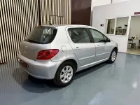 Usado Peugeot 307 110 CV (80 kW) 2002 Gris / plata Berlina