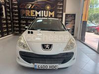 Usado Peugeot 206 60 CV (44 kW) 2011 Blanco Berlina