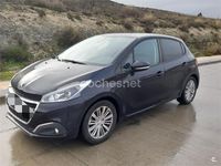 Usado Peugeot 208 Signature Sky 82 CV (60 kW) 2019 Azul Utilitario