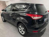 Usado Ford Kuga Trend 140 CV (102 kW) 2013 Negro SUV