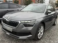 Usado Skoda Kamiq Style 110 CV (80 kW) 2022 Gris / plata SUV