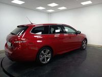 Usado Peugeot 308 GT-line 131 CV (96 kW) 2019 Rojo Familiar