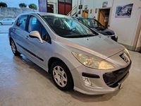 Usado Peugeot 308 Premium 112 CV (82 kW) 2011 Gris / plata Berlina